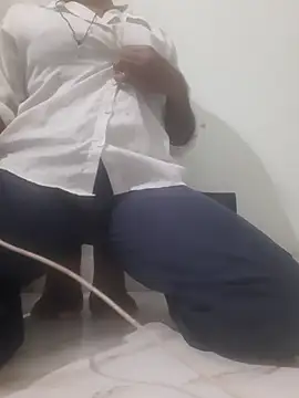 ms zini online show from July 17, 2:53 am