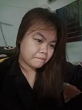 Snapshot of -Cindy_y chatting on July 15, 8:43 am -Cindy y online show from July 15, 8:43 am