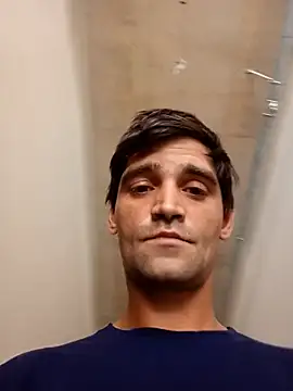 Snapshot of mikeklu chatting on July 13, 11:31 am mikeklu online show from July 13, 11:31 am