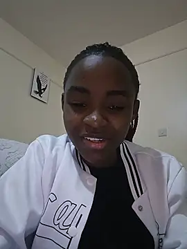 Snapshot of kemmy_sweet chatting on July 14, 6:51 am kemmy sweet online show from July 14, 6:51 am