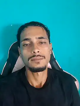 Snapshot of shark081 chatting on July 19, 4:37 pm shark081 online show from July 19, 4:37 pm