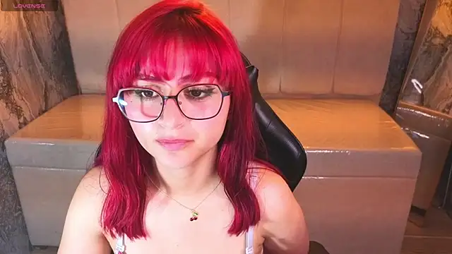 Queen Red v online show from July 17, 6:54 am