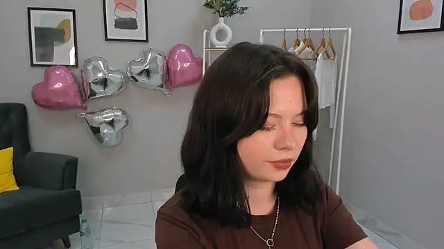 Snapshot of Gloria__Torres chatting on July 14, 1:50 pm Gloria Torres online show from July 14, 1:50 pm