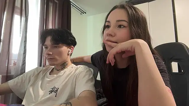 Frenchtamer online show from July 15, 2:13 pm