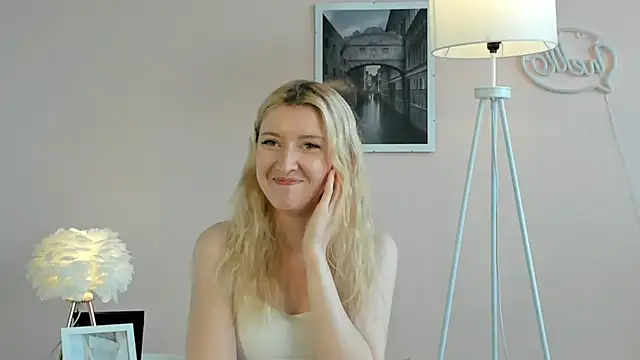 JettaBilello online show from July 16, 10:12 am