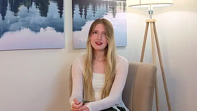 ArielleMabon online show from July 16, 6:43 am