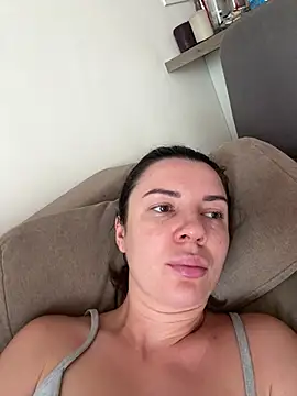 Snapshot of Hannapup chatting on July 20, 6:21 am Hannapup online show from July 20, 6:21 am