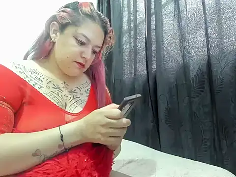 julymature online show from July 15, 1:40 pm