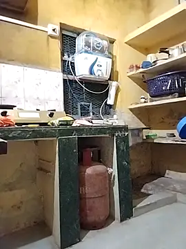 krvinay39 online show from April 5, 6:14 pm