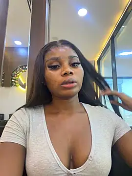 Snapshot of prettyannabella__ chatting on July 21, 11:11 am prettyannabella online show from July 21, 11:11 am