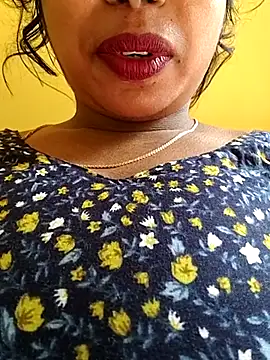 Snapshot of Angel_Julie chatting on July 22, 10:17 am Angel Julie online show from July 22, 10:17 am
