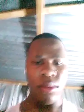 Snapshot of ItsAyabonga chatting on July 21, 11:11 am ItsAyabonga online show from July 21, 11:11 am