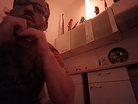 Bobek81 online show from August 1, 2:31 am