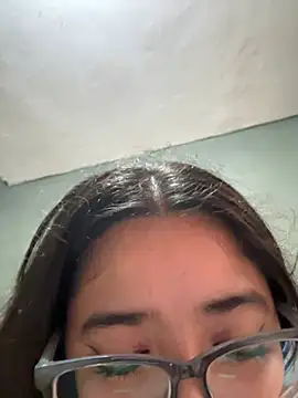 Snapshot of Nay_beby chatting on July 17, 10:07 pm Nay beby online show from July 17, 10:07 pm