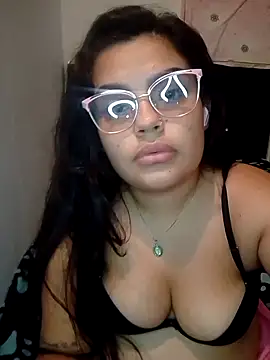 Snapshot of petty_burning chatting on July 16, 3:25 am petty burning online show from July 16, 3:25 am