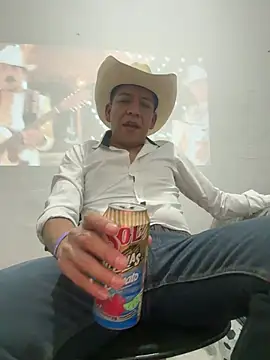 Snapshot of Dieguito69mex chatting on July 19, 6:22 am Dieguito69mex online show from July 19, 6:22 am