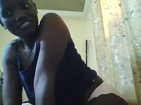 Snapshot of chariebaby chatting on July 18, 9:40 am chariebaby online show from July 18, 9:40 am