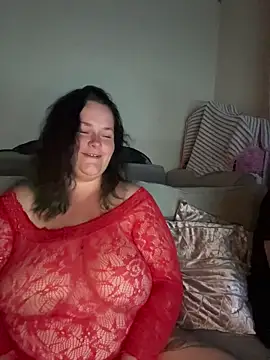 Snapshot of CurvyScarlett69xx chatting on July 15, 11:34 pm CurvyScarlett69xx online show from July 15, 11:34 pm