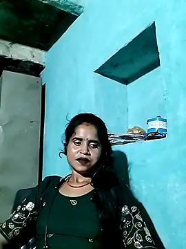 Snapshot of Simran_Love143 chatting on July 20, 5:48 pm Simran Love143 online show from July 20, 5:48 pm