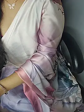 Snapshot of Chandani_Moonlight chatting on August 1, 6:17 pm Chandani Moonlight online show from August 1, 6:17 pm