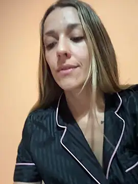 Snapshot of erosiaa chatting on July 18, 11:30 am erosiaa online show from July 18, 11:30 am