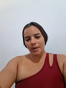 Snapshot of Yuli6x9 chatting on July 16, 2:58 pm Yuli6x9 online show from July 16, 2:58 pm