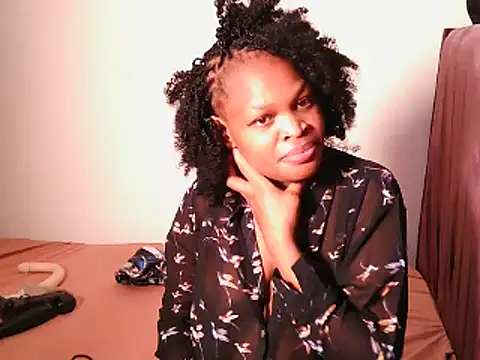 leylawalker online show from July 15, 9:11 pm