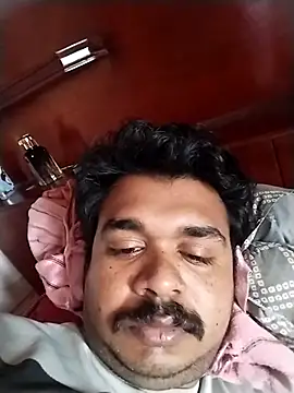Snapshot of Anuu31 chatting on July 16, 4:42 am Anuu31 online show from July 16, 4:42 am