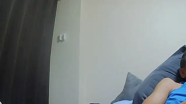 Snapshot of HIROSHI-03 chatting on July 16, 7:38 am HIROSHI-03 online show from July 16, 7:38 am