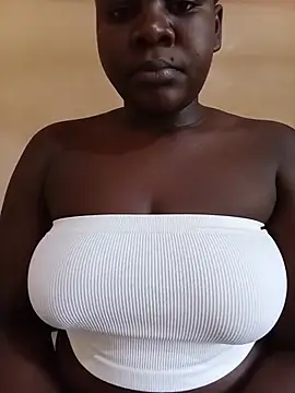Claracee online show from July 24, 1:07 pm