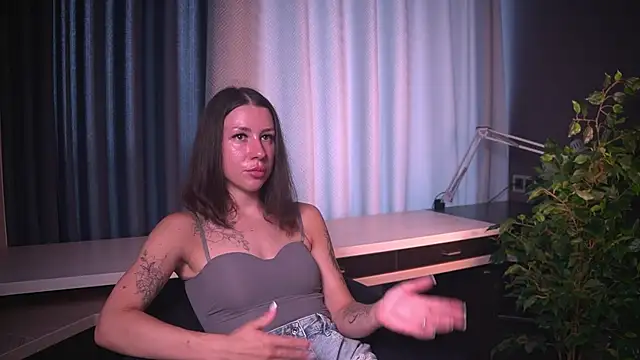 ShawanaBates online show from July 17, 3:26 am