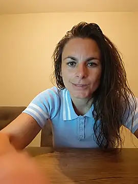 WildSweetheartXO online show from August 6, 1:50 pm