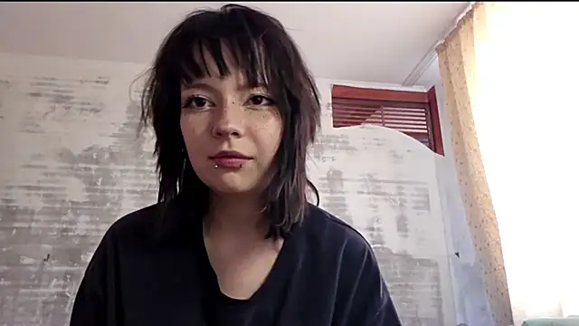 Snapshot of YunLettinga chatting on July 30, 10:36 am YunLettinga online show from July 30, 10:36 am
