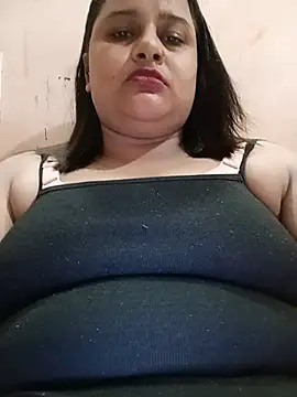 Snapshot of Queen_Karishma chatting on July 17, 7:11 pm Queen Karishma online show from July 17, 7:11 pm