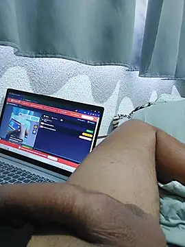 Snapshot of Casalnovinho021_- chatting on July 17, 6:38 pm Casalnovinho021 - online show from July 17, 6:38 pm