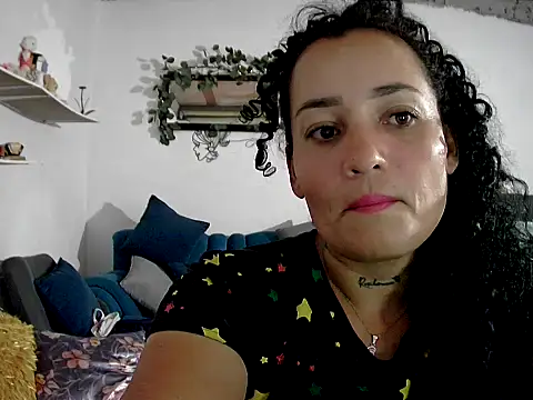 Snapshot of Vanezasexy chatting on July 17, 1:47 am Vanezasexy online show from July 17, 1:47 am