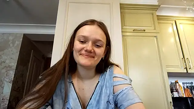 Snapshot of MarloOsburn chatting on July 20, 10:11 am MarloOsburn online show from July 20, 10:11 am