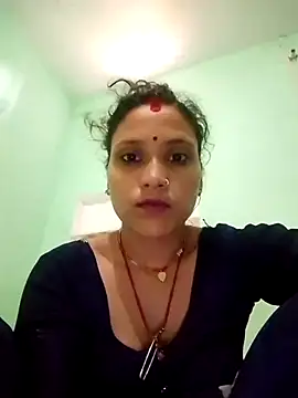 manisapal03 online show from July 25, 9:28 am