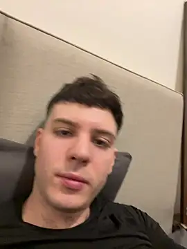 trystan 18 online show from July 18, 2:53 am