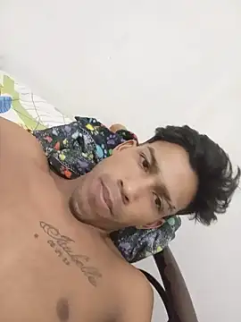 hotcesar69 online show from July 21, 11:39 pm