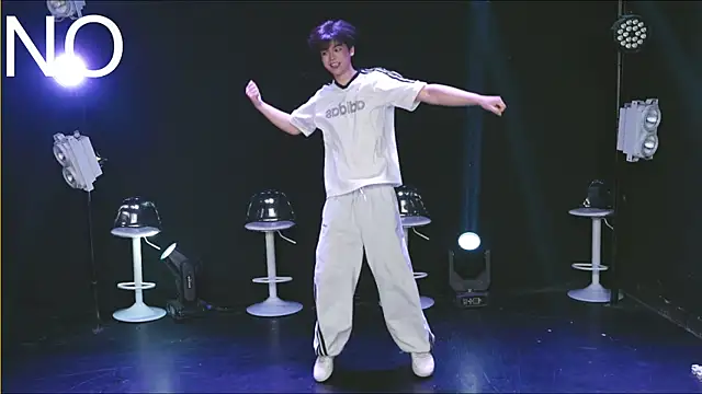 Snapshot of Dance-Teacher chatting on July 21, 5:31 am Dance-Teacher online show from July 21, 5:31 am