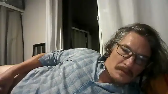 riffraff69 online show from August 6, 8:09 am