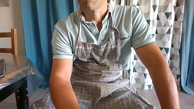 Snapshot of mikebrant01 chatting on July 21, 8:48 am mikebrant01 online show from July 21, 8:48 am