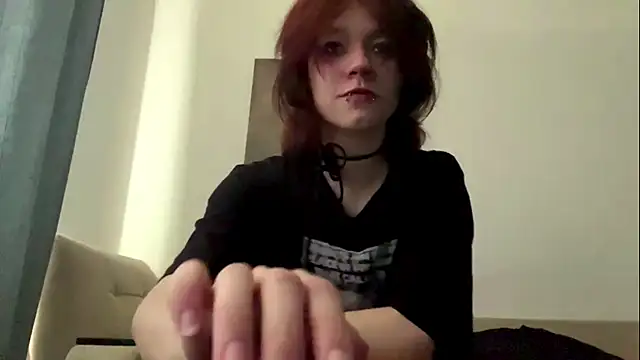 Snapshot of finna_be chatting on July 19, 8:23 am finna be online show from July 19, 8:23 am