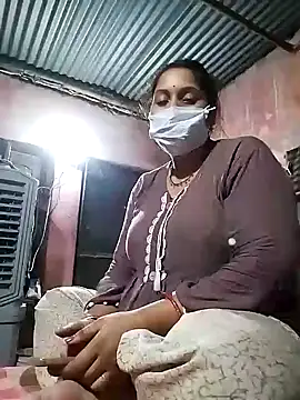 Snapshot of priyasharma0101 chatting on July 21, 5:47 pm priyasharma0101 online show from July 21, 5:47 pm