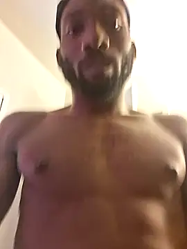 KingSizeD00033 online show from July 19, 6:37 pm