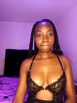 DreamyDollXX online show from August 4, 1:21 am