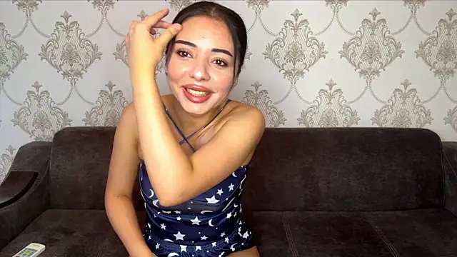 Snapshot of BellaCorvina chatting on July 21, 5:42 am BellaCorvina online show from July 21, 5:42 am