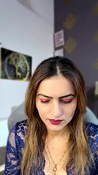 Snapshot of oopsiechoudhary chatting on July 20, 7:16 am oopsiechoudhary online show from July 20, 7:16 am