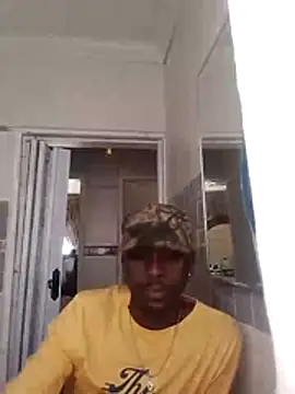Snapshot of Skubadiber chatting on July 21, 10:38 am Skubadiber online show from July 21, 10:38 am